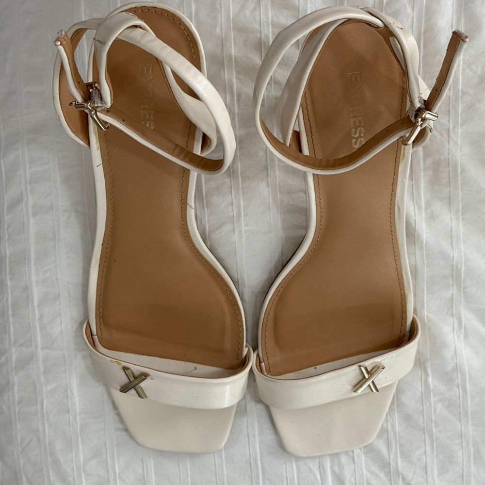 Express Women's Square Toe Mid Heeled Sandals